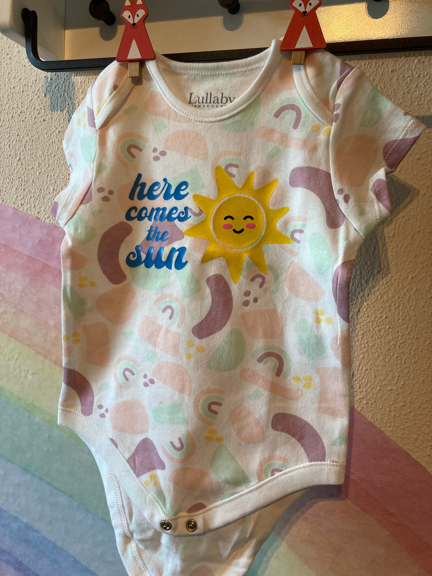 NewLove Here Comes the Sun Babygrow